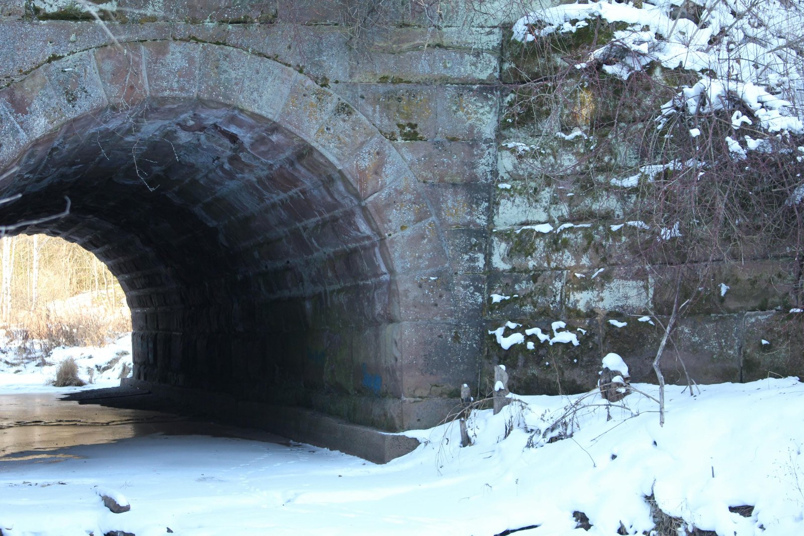 North abutment